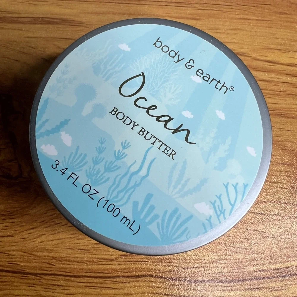 Body & Earth Ocean Scented 4-Piece Bath Body Spa Set‎ Travel NEW